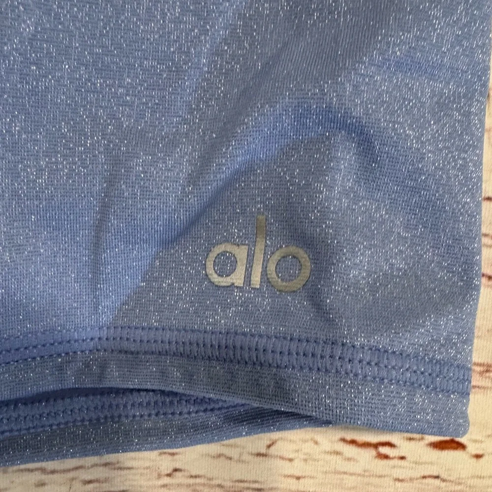 ALO Yoga High Waist Glitter Bike Short in Marina/Silver Sz M